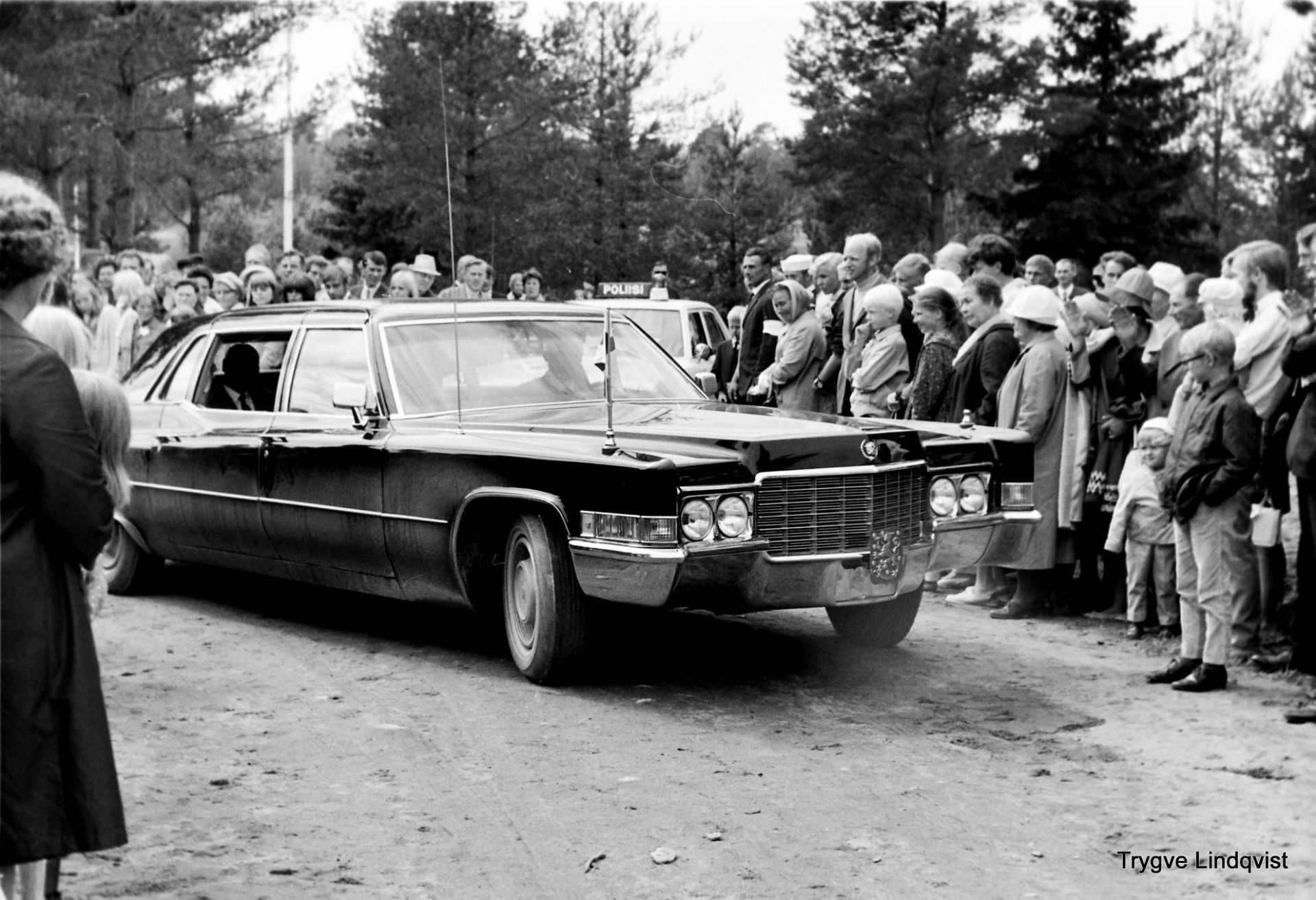 President Kekkonens bil anländer till invigningen av Kilen 1969